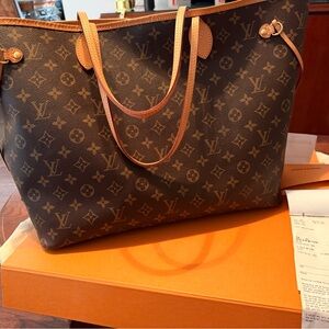 Louis Vuitton Neverfull GM Bag